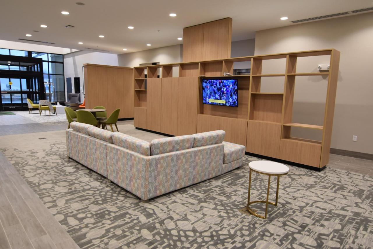 Holiday Inn - Kansas City - Northeast By Ihg Eksteriør billede