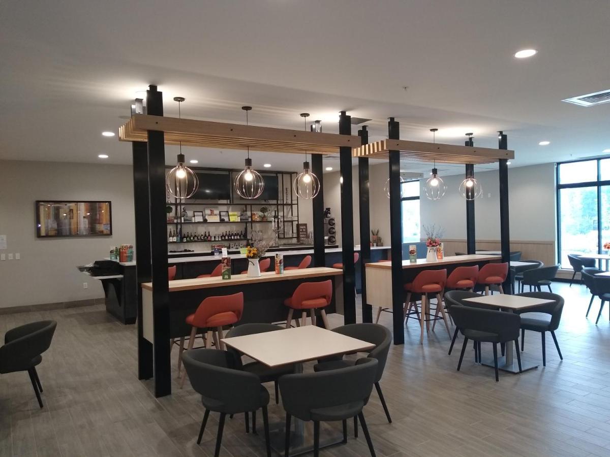 Holiday Inn - Kansas City - Northeast By Ihg Eksteriør billede